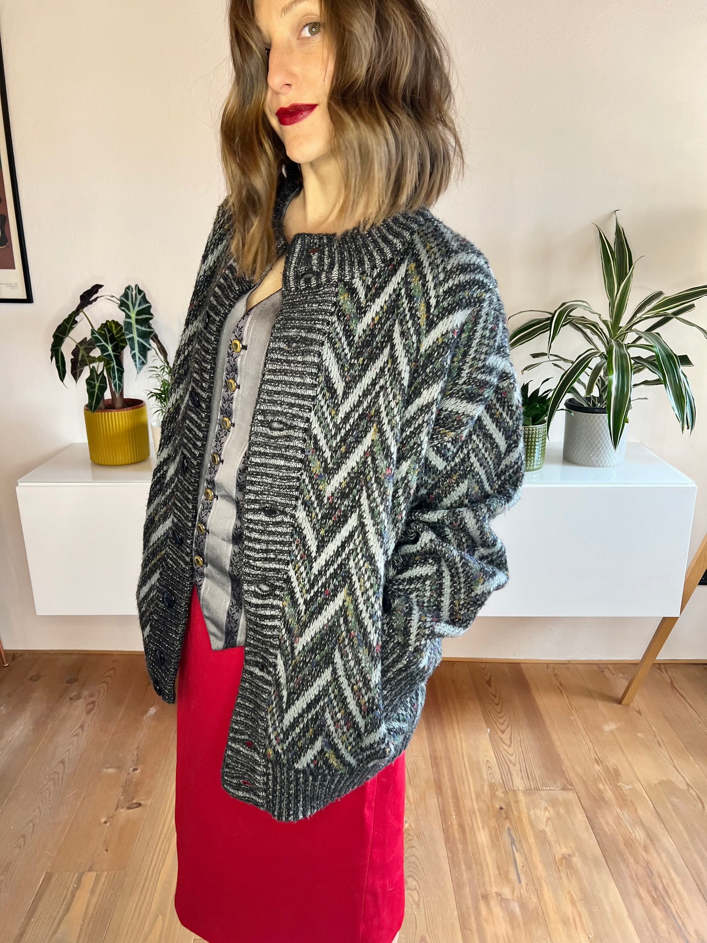 1970's vintage grey and black chevron cardigan with rainbow specks