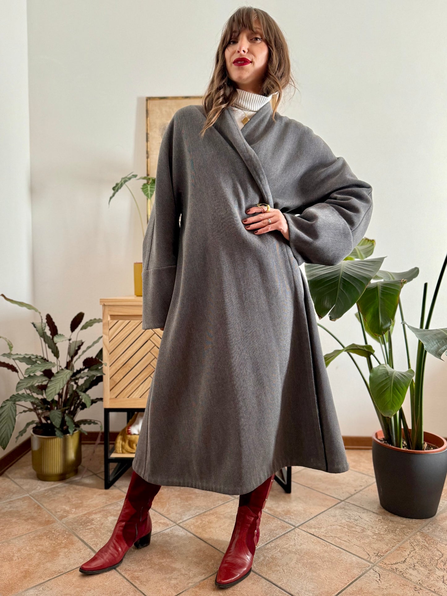 1960's vintage grey wool tweed overcoat with black lining