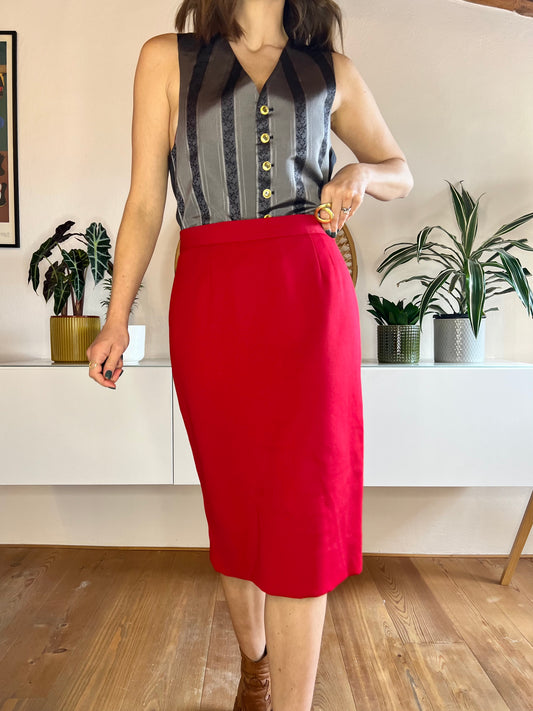 1970's vintage scarlet red knit wool pencil skirt