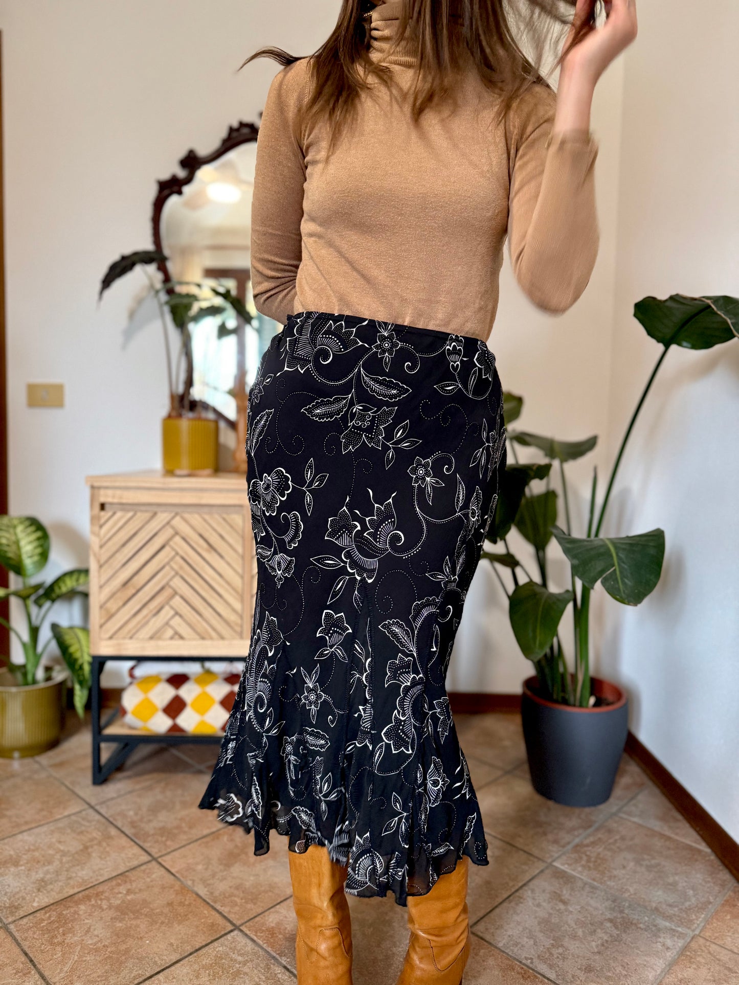 1990's vintage black and white asymetrical floral midi skirt