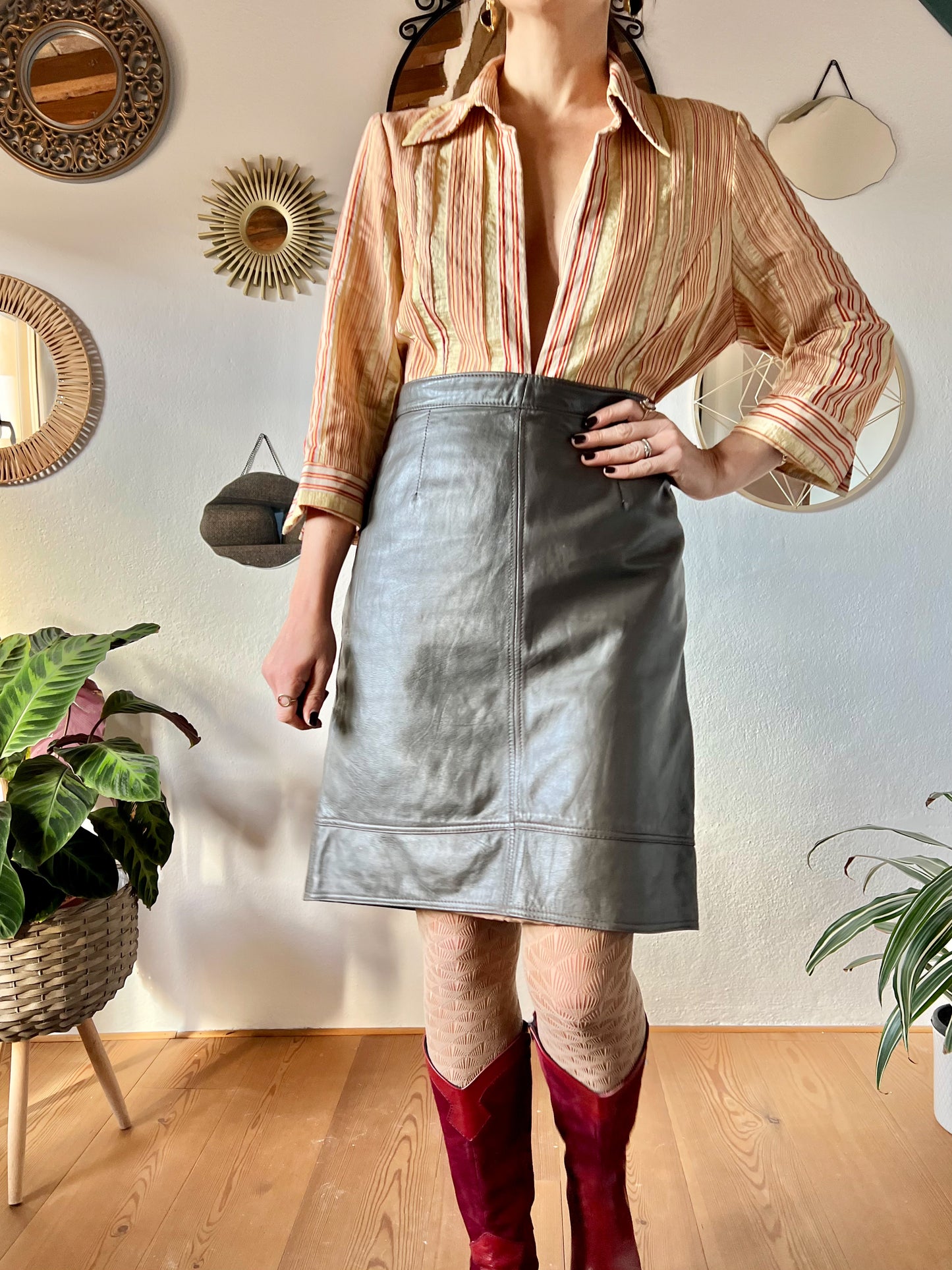 1970's vinage slate grey leather skirt