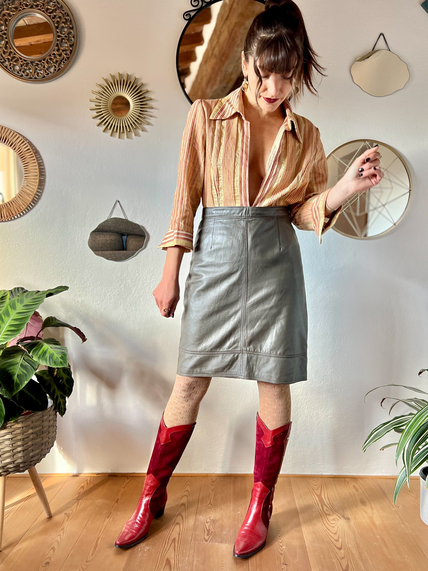 1970's vinage slate grey leather skirt