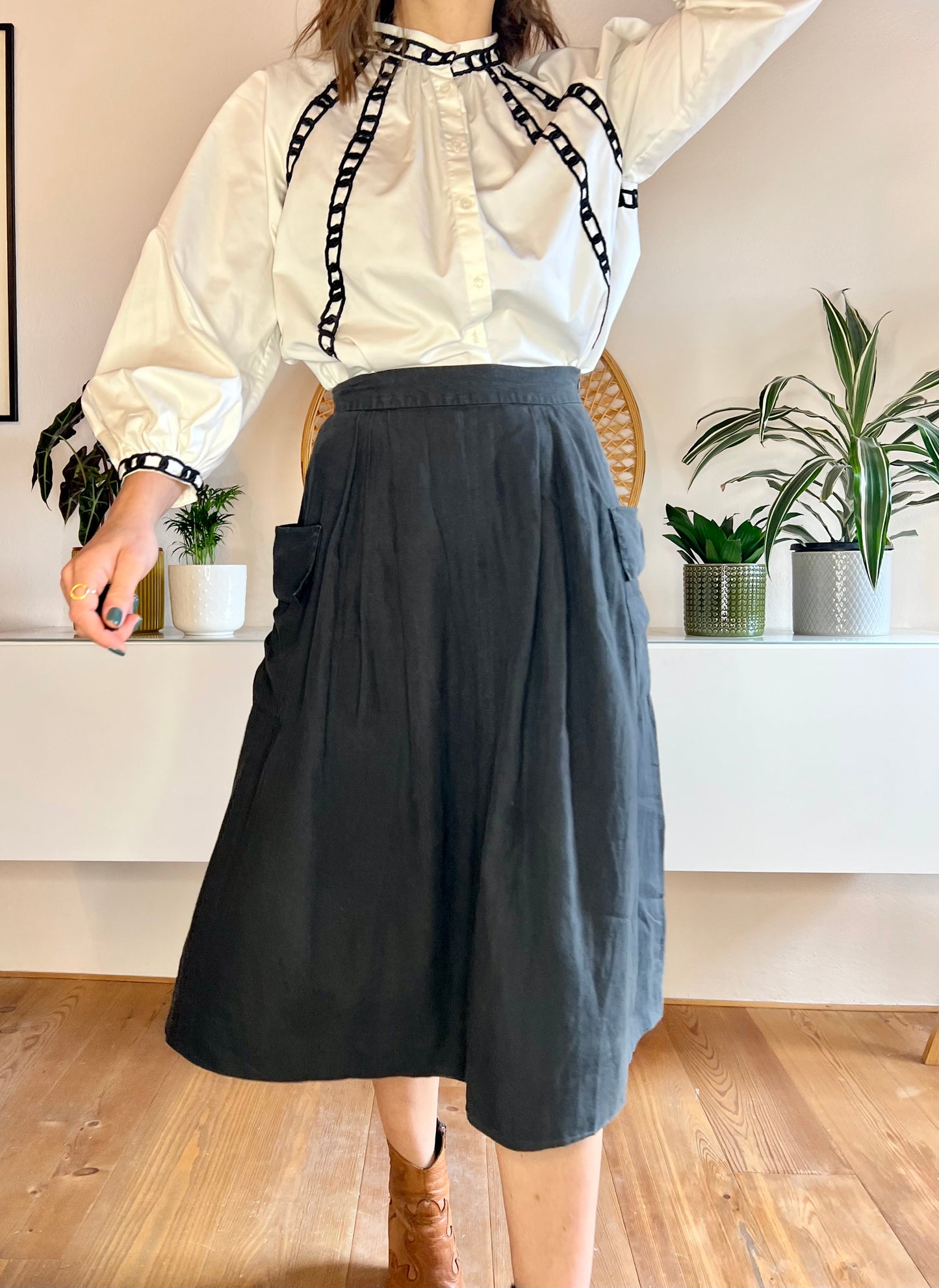 1990's vintage black linen midi skirt