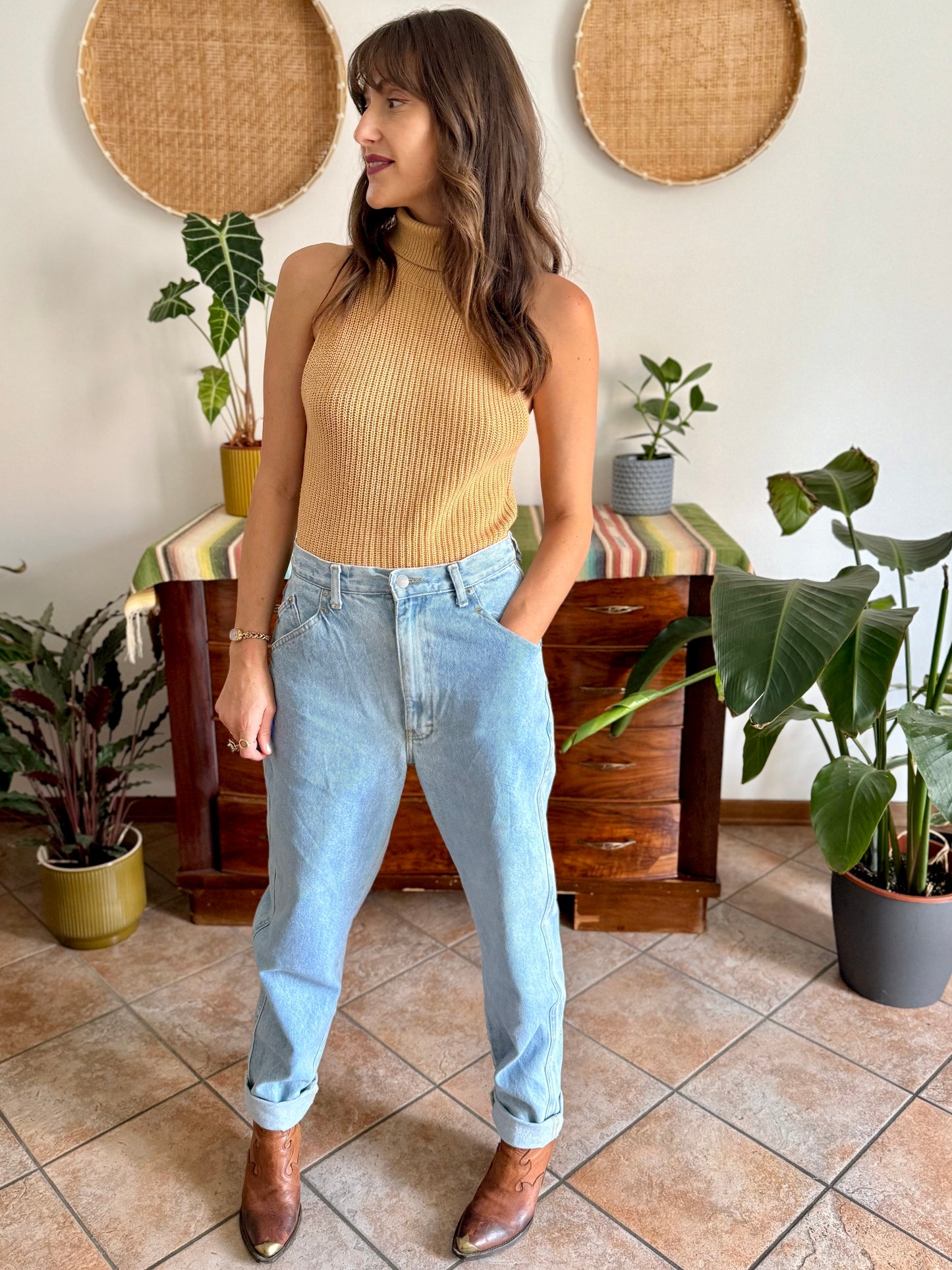 1990's vintage light wash high waisted jeans