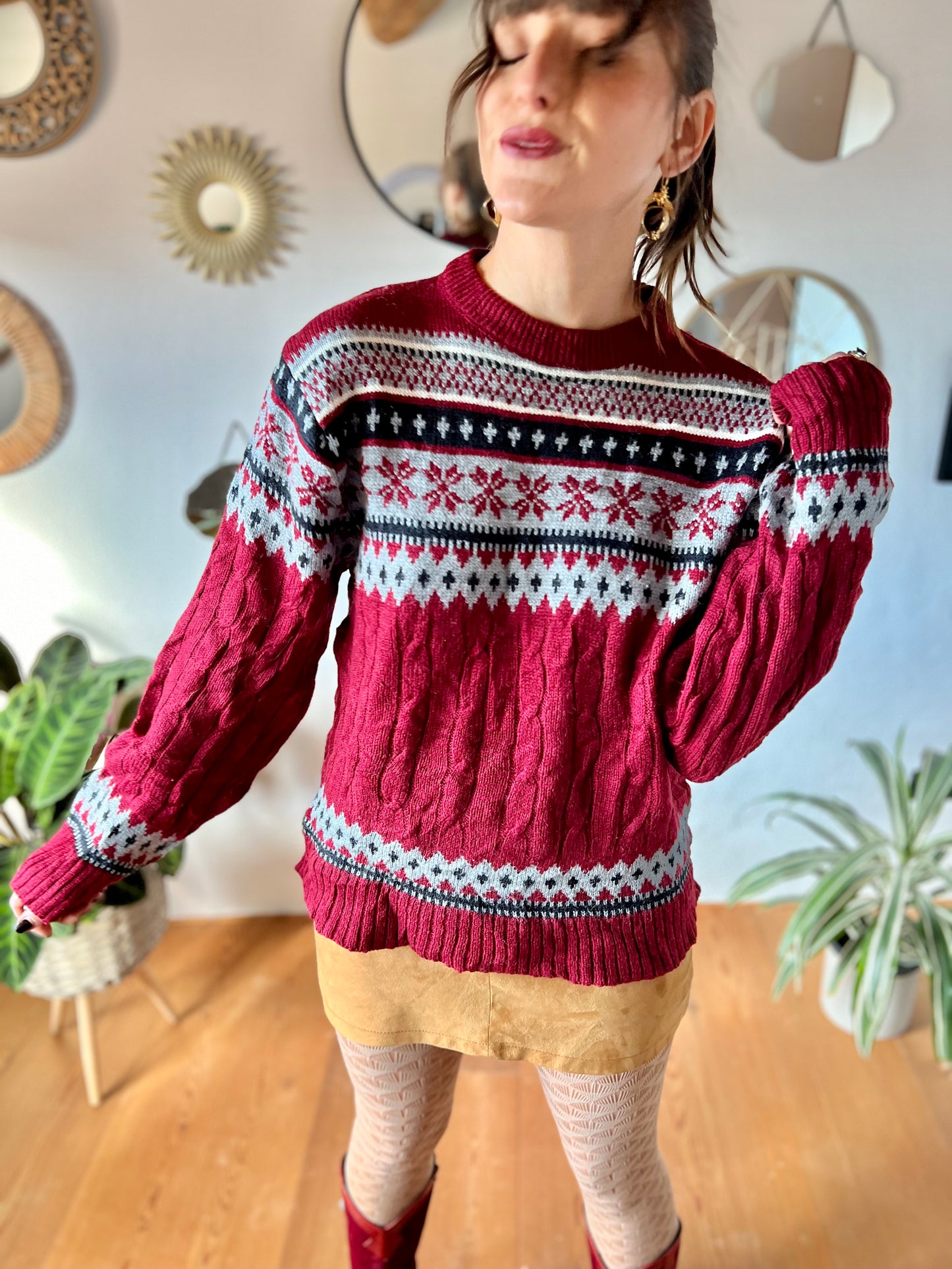 1970's vintage burgundy and grey fair isle knit pattern