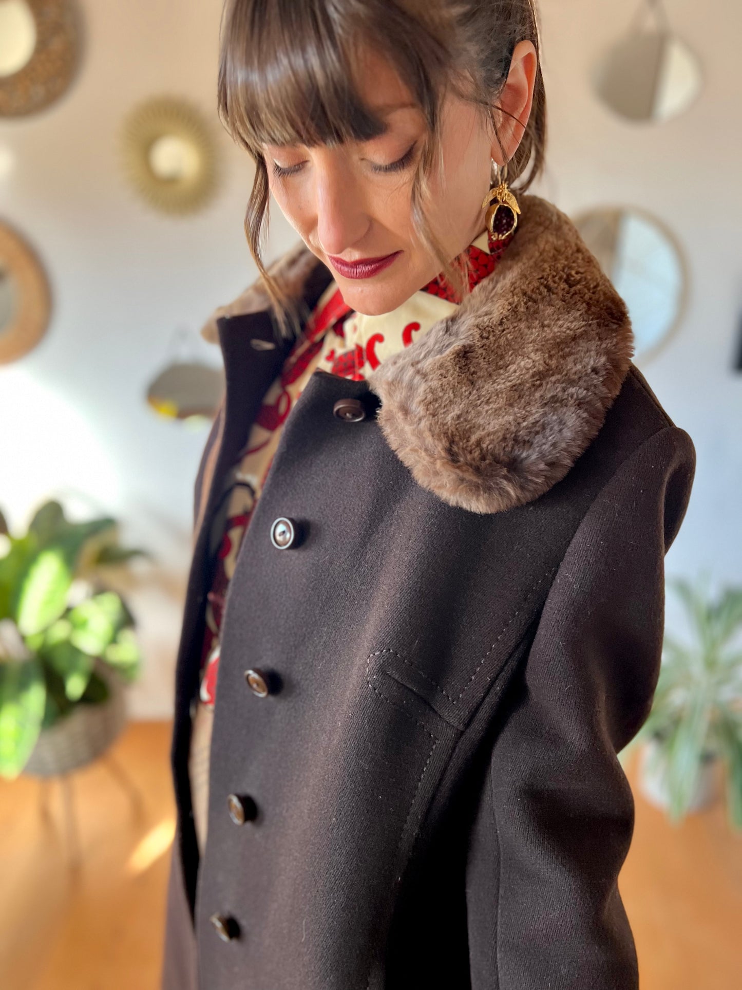 1970's vintage chocolate brown tailored wool coat with faux fur collar