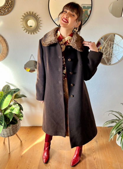 1970's vintage chocolate brown tailored wool coat with faux fur collar