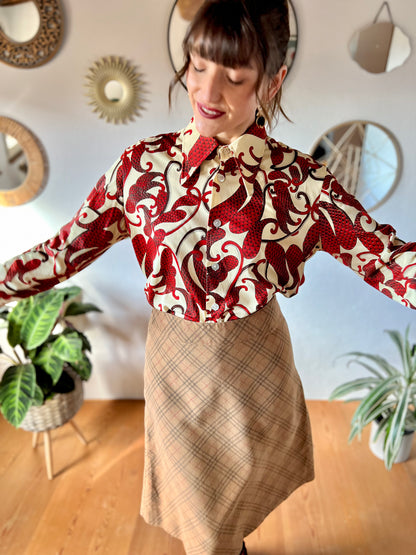 1970's vintage cream dagger collar blouse with red and burgundy paisley print