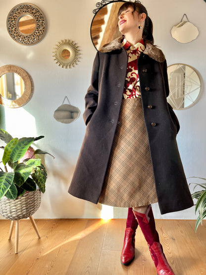 1970's vintage chocolate brown tailored wool coat with faux fur collar