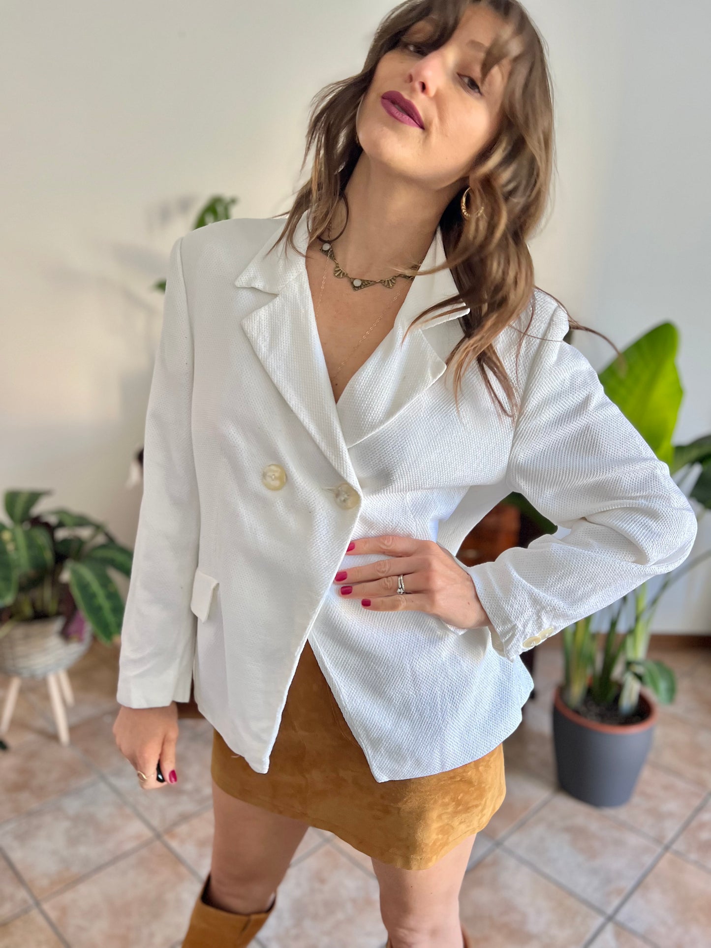 1970's vintage white waffle textured fitted blazer with oversize mother of pearl buttons
