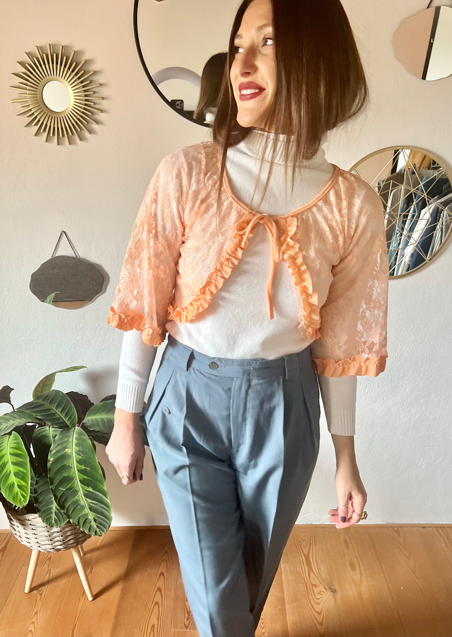 1960's vintage peach lace bolero top