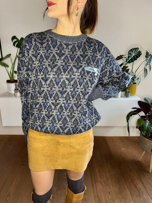 1980's vintage blue and grey geometric knit pullover with pocket detail