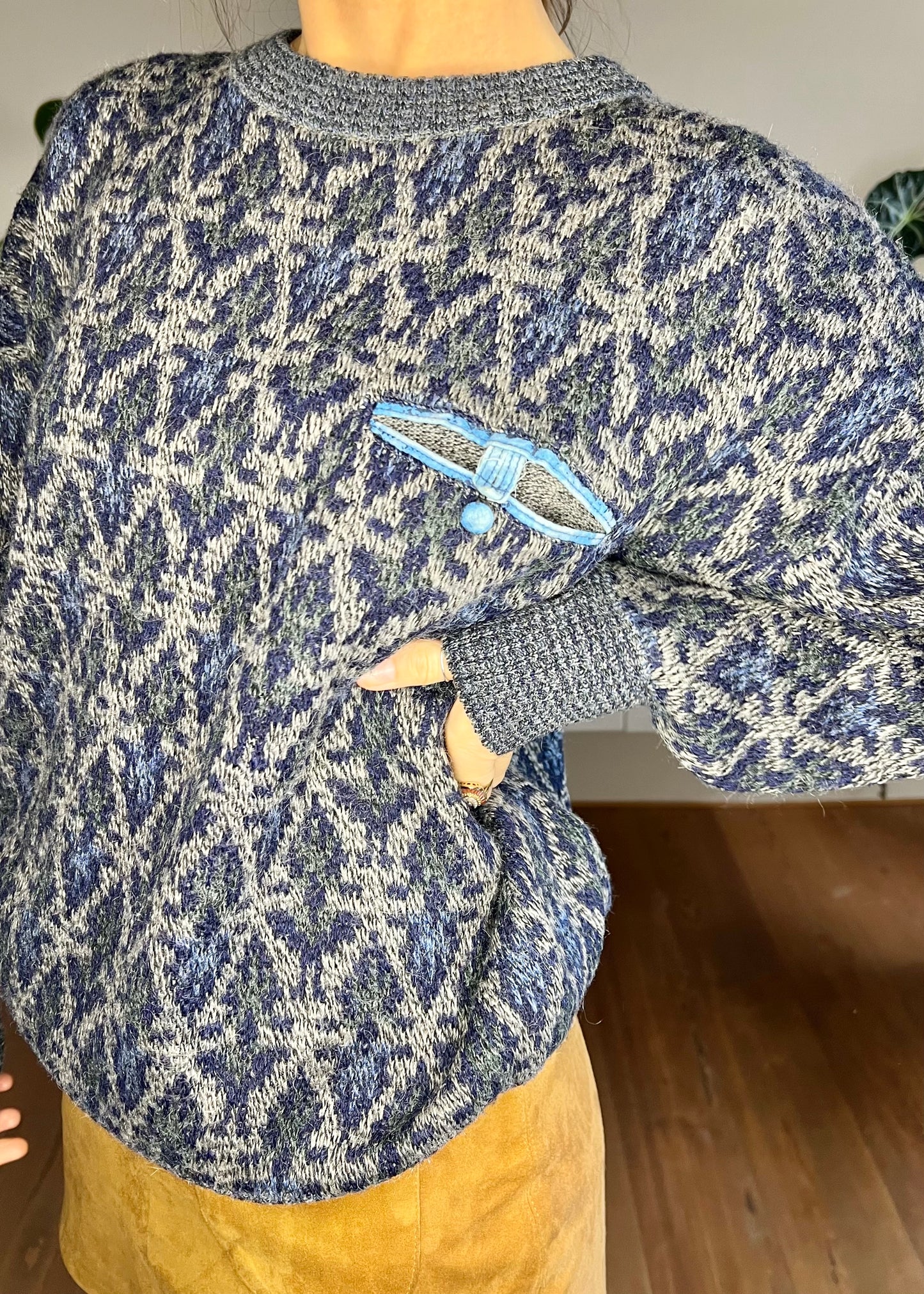 1980's vintage blue and grey geometric knit pullover with pocket detail