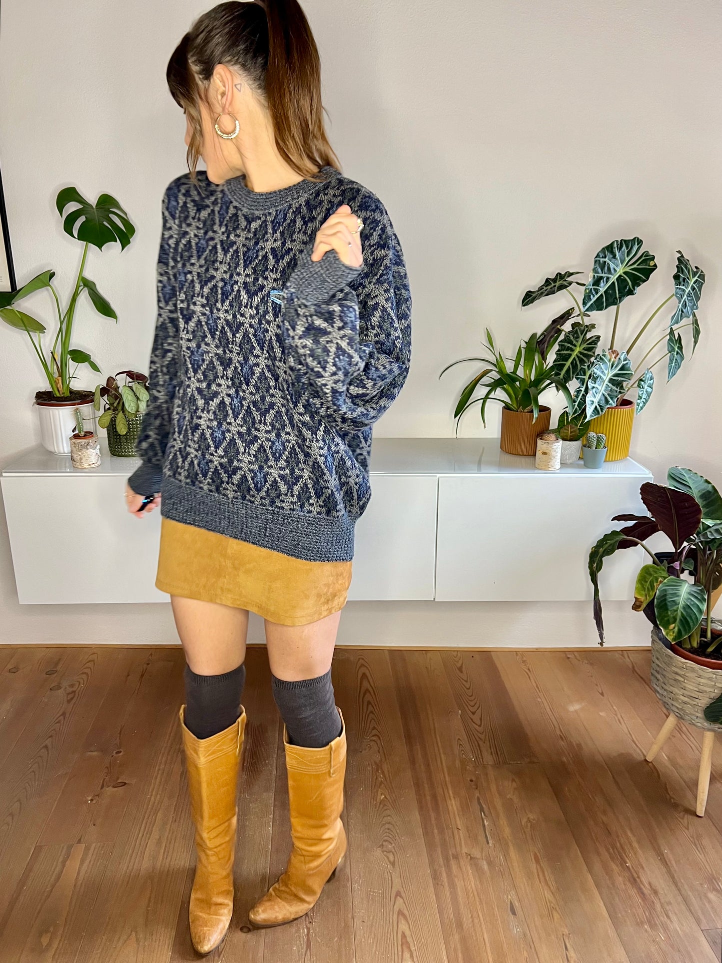 1980's vintage blue and grey geometric knit pullover with pocket detail