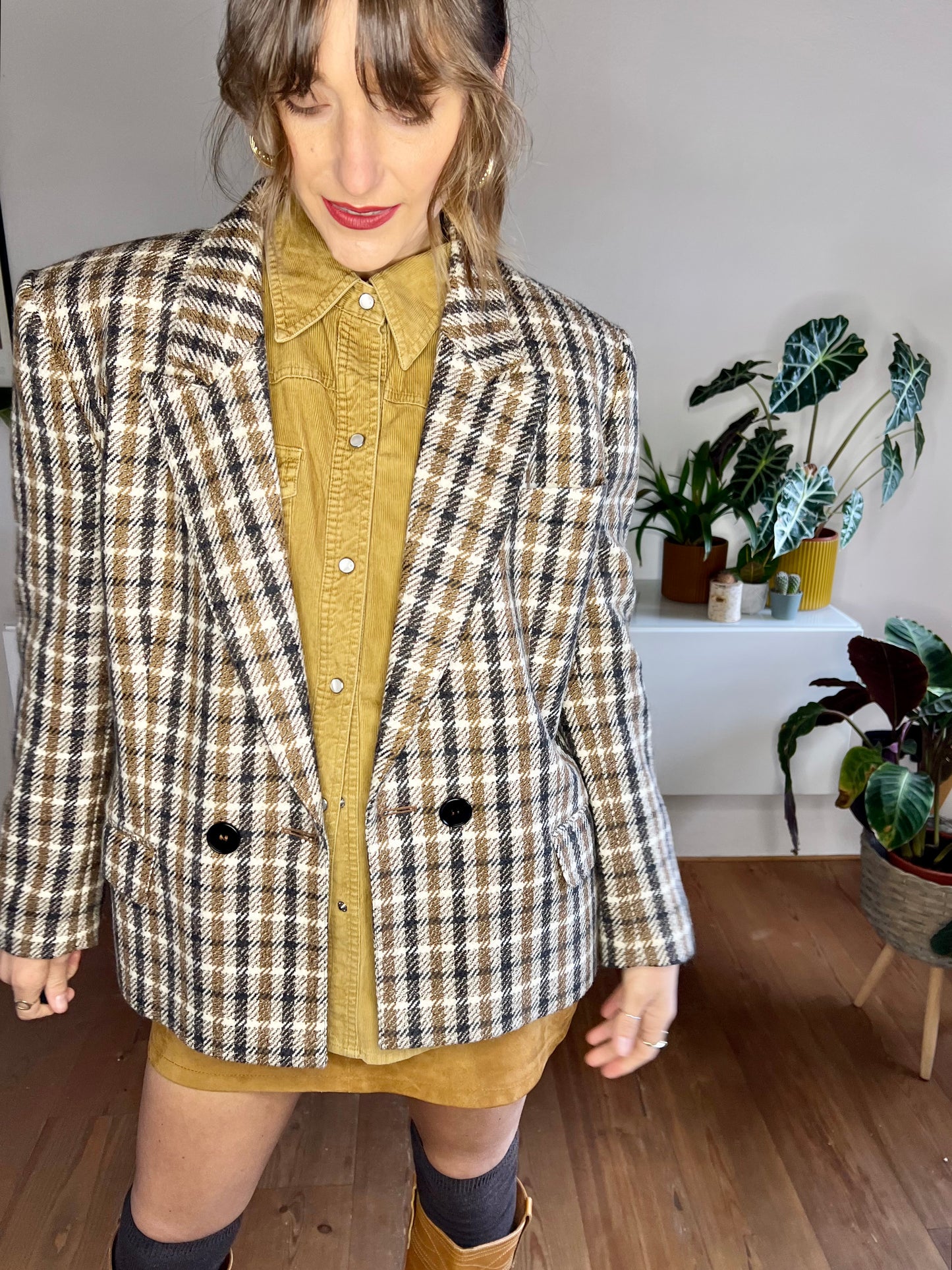 1970's vintage tan and black houndstooth wool blazer