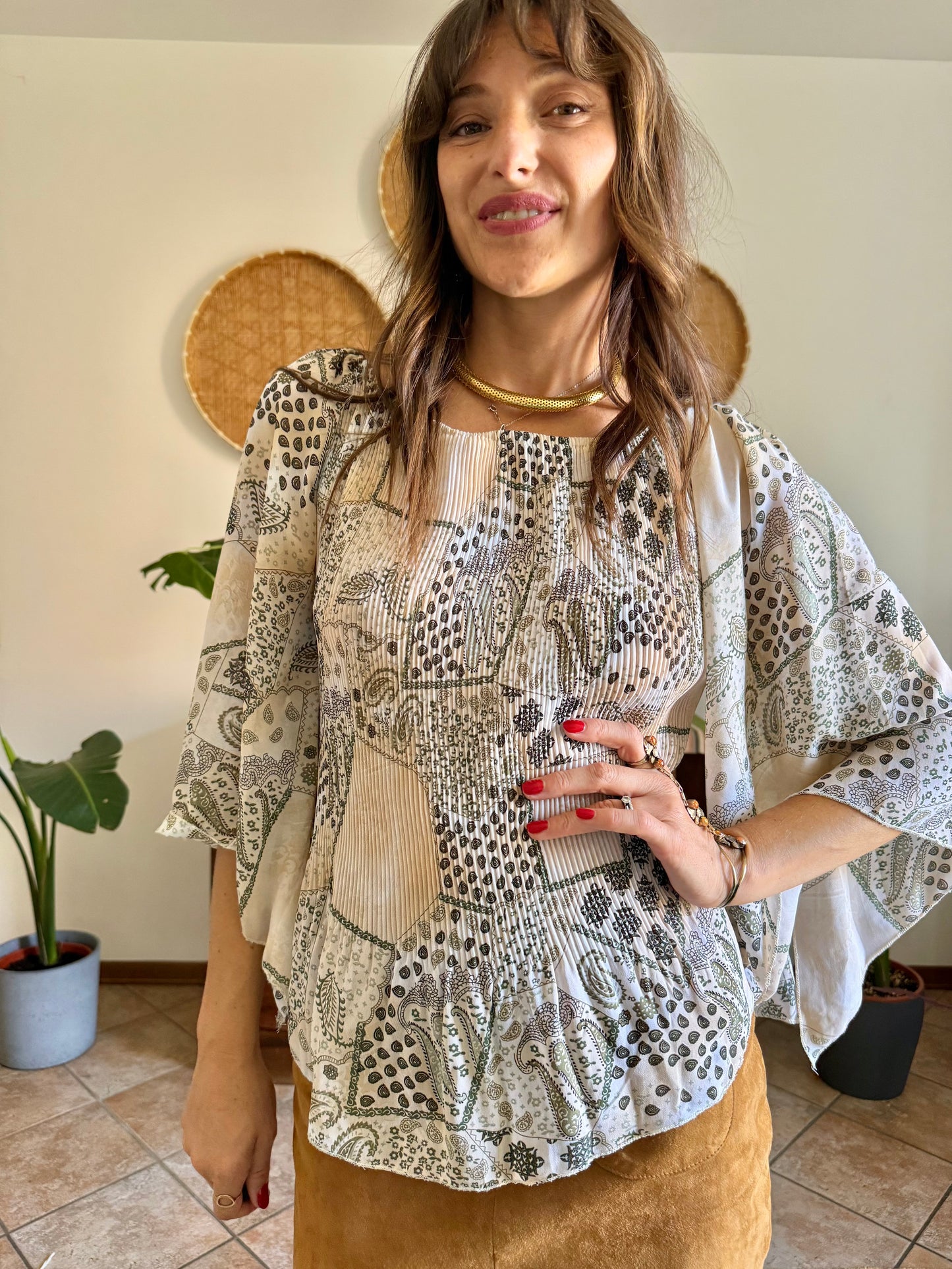 Y2k vintage belle sleeve sheer floral pleated blouse