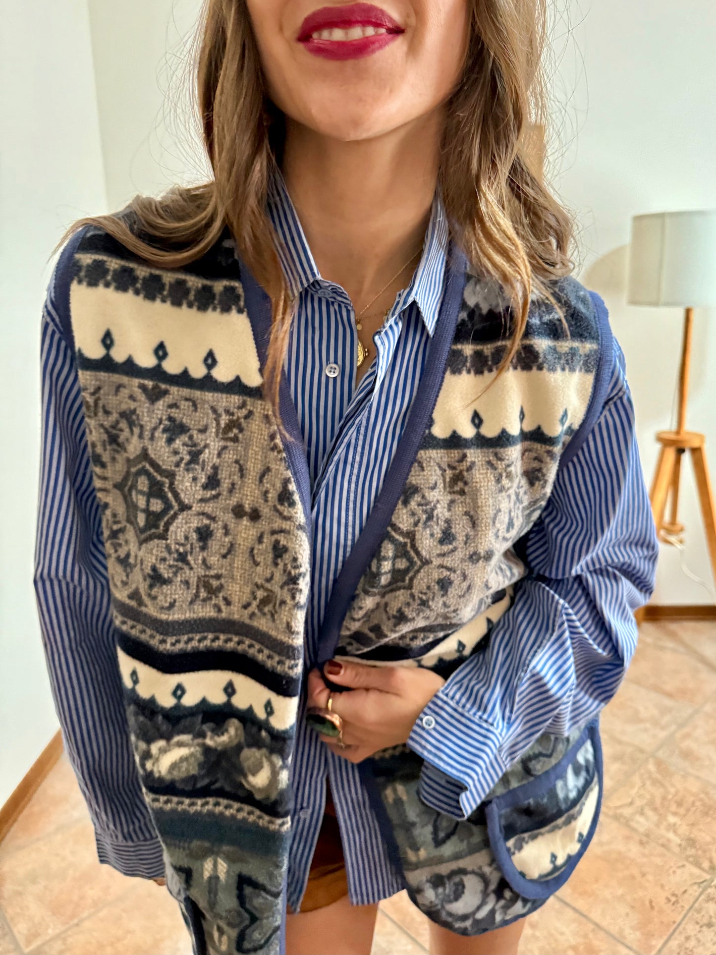 1970's vintage multi tonal blue and cream floral fleece vest