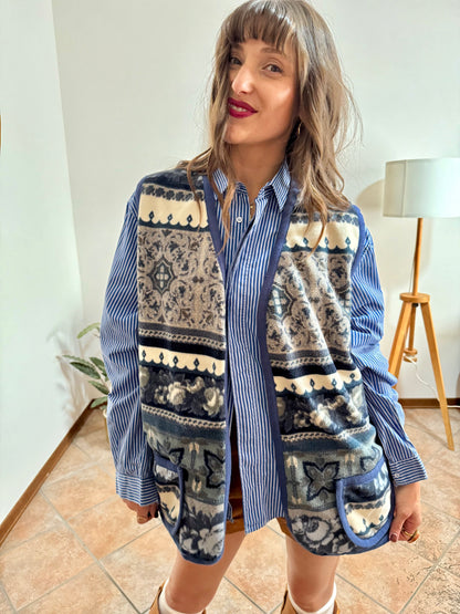 1970's vintage multi tonal blue and cream floral fleece vest