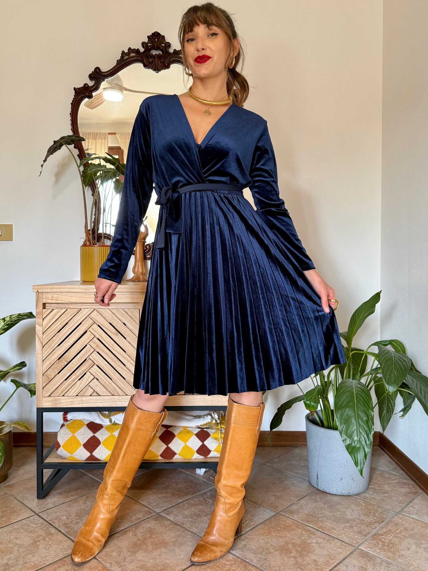 1990's vintage cobalt blue velvet pleated midi dress