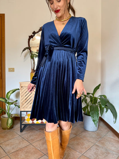1990's vintage cobalt blue velvet pleated midi dress