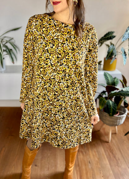 1960's vintage mod brown, beige and gold floral print knit dress